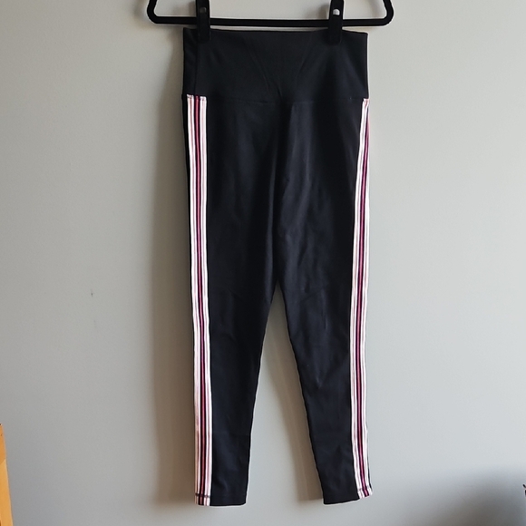 2/$20 TNA - Black Active Leggings - Size Medium - Picture 1 of 5